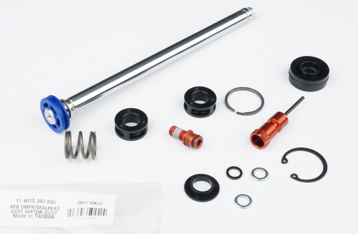Rebound damper and seal head assembly mc 2011 sektor coil [2]