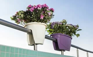 SERINOVA EMERALD Jardiniera flori pentru balustrada balcon 58x29xh24cm 15,5l culoare mov [2]