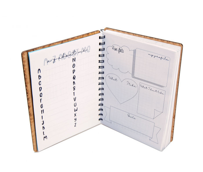 Agenda personalizata din lemn tip planner cu nume [4]