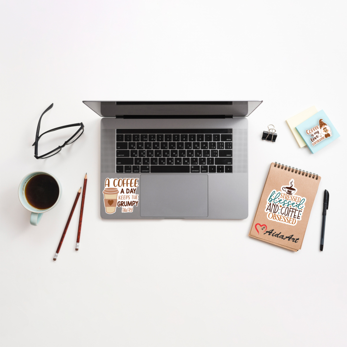Stickere personalizate Coffee obsessed 6 cm [3]