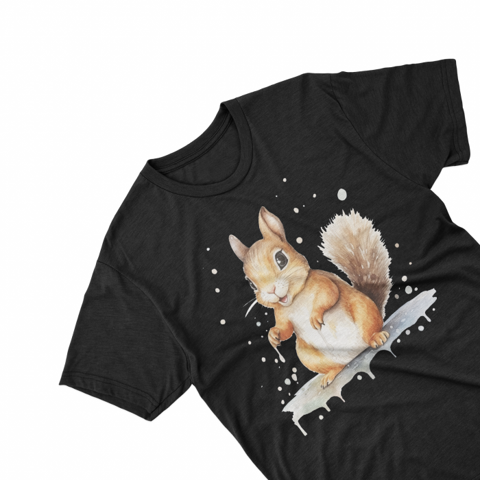 Tricouri personalizate cu poza Veverita Watercolor snowing [2]