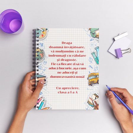 Agende A5 - Agenda personalizata din lemn cu mesaj pentru invatatoare