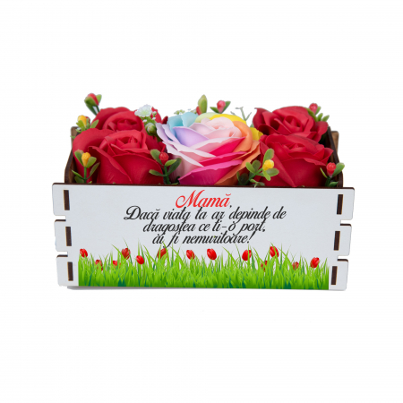 Decoratiuni diverse - Cutie din Lemn Personalizata cu Mesaj si 3 Trandafiri de Sapun