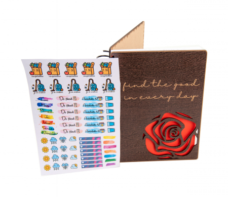 Agenda personalizata din lemn tip planner cu nume [1]