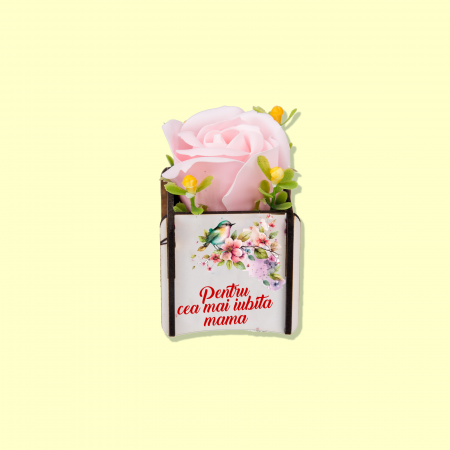 Decoratiuni diverse - Cutie lemn personalizata cu trandafir de sapun Cea mai iubita mama