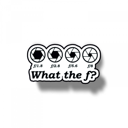 Insigne/Brose - Insigna personalizata cu brosa What the f obiectiv