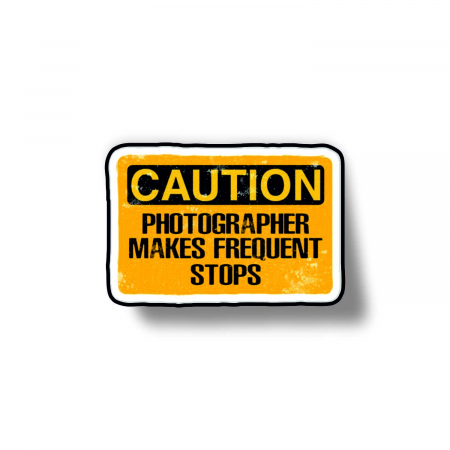 Insigne/Brose - Insigna personalizata cu brosa Caution, photographer