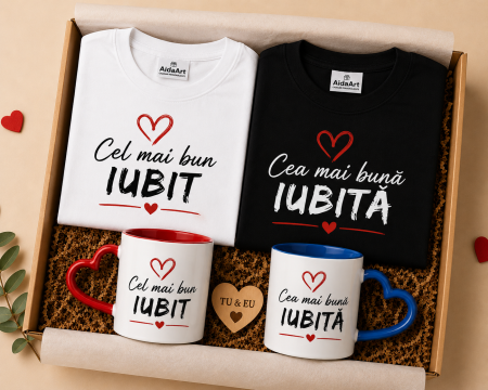 Seturi Cadou Personalizate - Set cadou de cuplu personalizat cu tricouri si cani