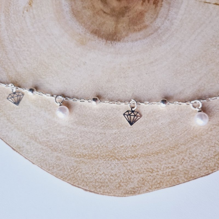 Brățară damă argintie cu charm diamant stilizat și perlă [3]