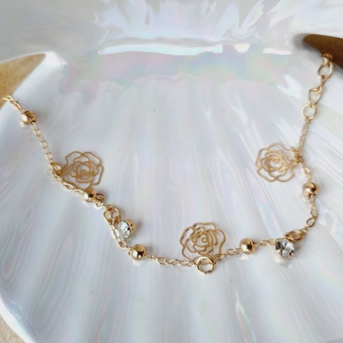 Bratara dama aurie cu charm trandafir [2]