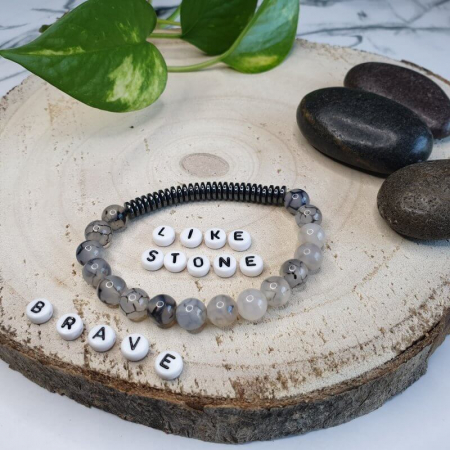 Bratara handmade din pietre semipretioase si snur elastic. [4]