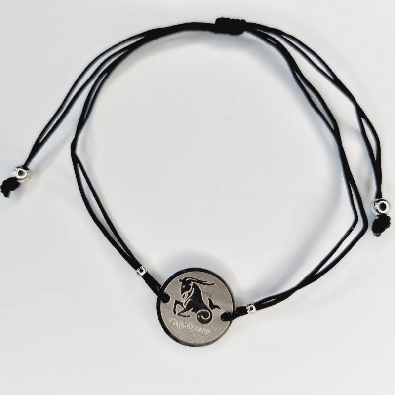 Bratara cu simboluri zodiacale capricorn, negru
