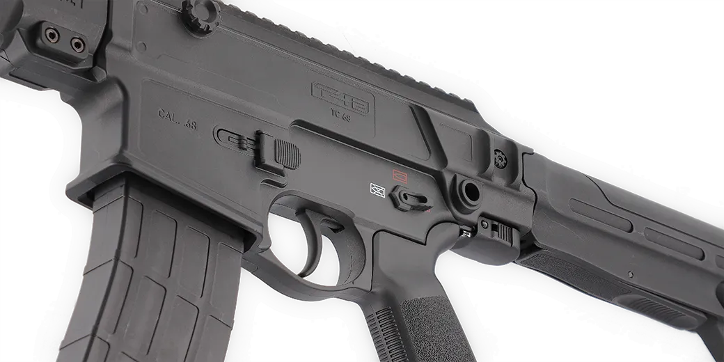 Corp robust si usor din polimer Polimerul rezistent la impact si de inalta rezistenta este ideal pentru cerintele impuse unui marker in conditii de joc solicitante.