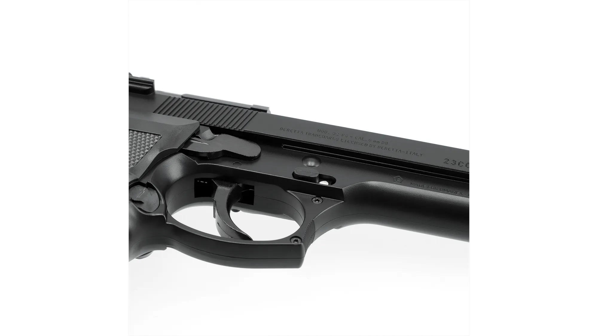 Set complet Pistol Beretta Mod. 92 FS NBB CO2 + 1000 bile + 10 capsule CO2 + cutie de transport [4]