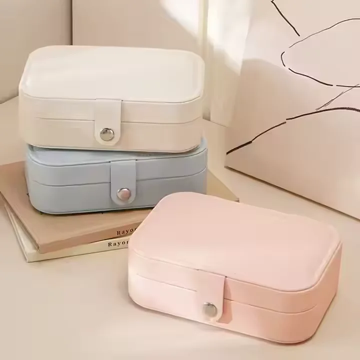 organizator-bijuterii-compact.jpg [4]