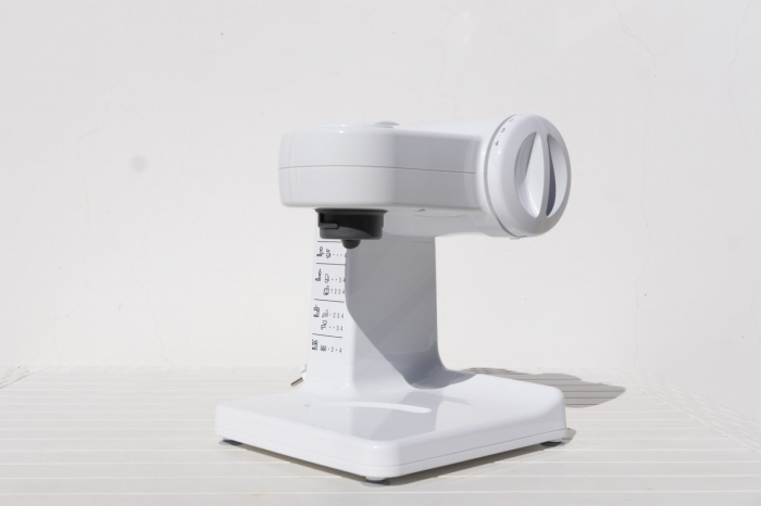 BOSCH_MUM4405_Robot_Bucatarie_3.9L_500W_Alb.jpg [2]
