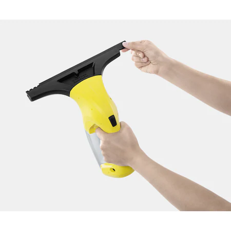 Aspirator-de-geamuri-Karcher-WV1-Plus-cu-rezervor-apa.jpg [6]