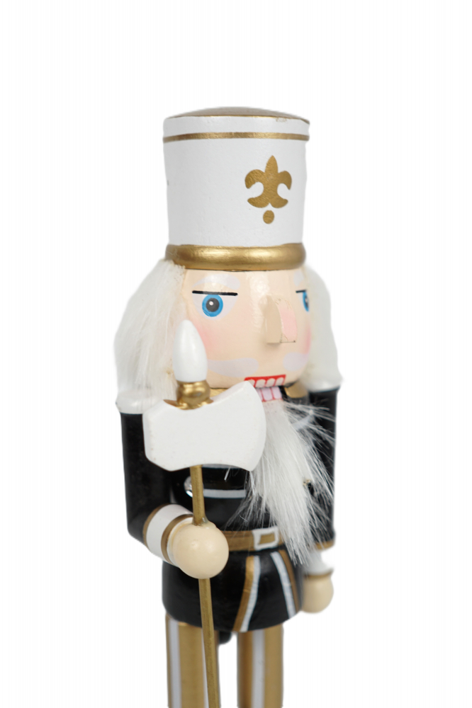 spargator-nuci-figurina-craciun-alb-negru.jpg [5]
