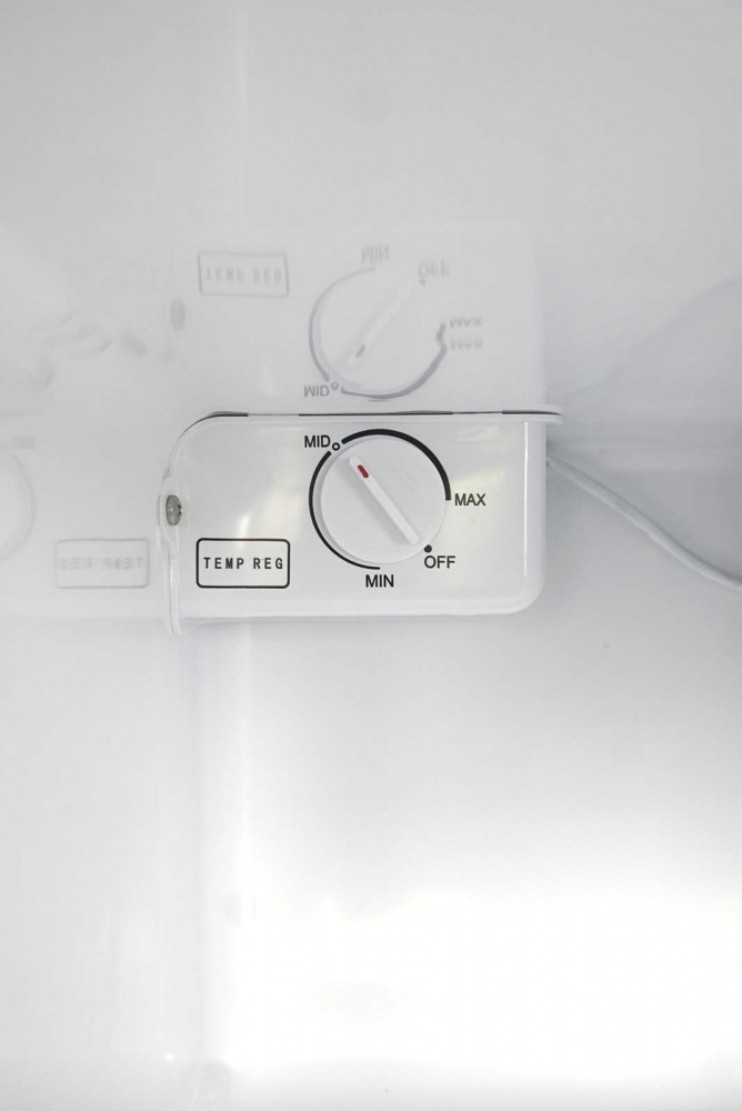 frigider-minibar-vanora-home-vmb-45f-clasa-f-alb-45l.jpg [4]