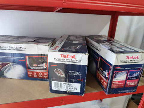 Fier-de-calcat-TEFAL-UltraGliss-Plus-FV6840E0-talpa-Durilium-AirGlide.jpg [1]
