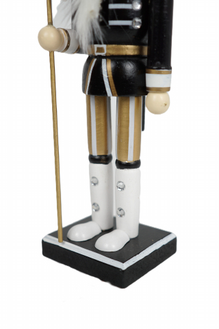 spargator-nuci-figurina-craciun-alb-negru.jpg [5]