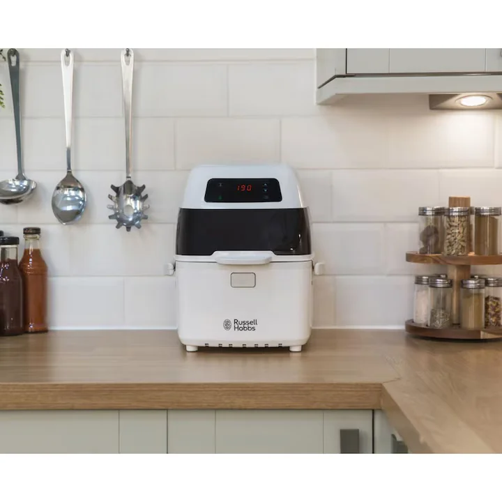 friteuza-russell-hobbs-cyclofry-plus-22101-56-1300W-alb.jpg [1]