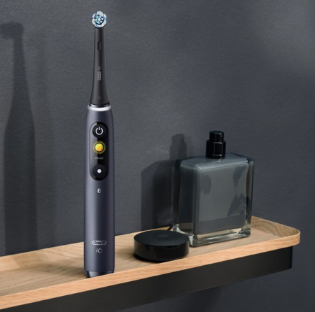 oral-b-io8-periuta-electrica-tehnologie-magnetica-micro-vibratii.jpg [3]