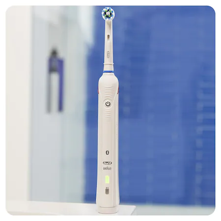 Periuta-de-dinti-electrica-Oral-B-Smart-4-4000-Cross-Action-Alb [1]