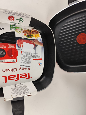 tigaie-grill-tefal-easy-clean-26x26cm-thermo-signal-titanium-rosu.jpg [5]