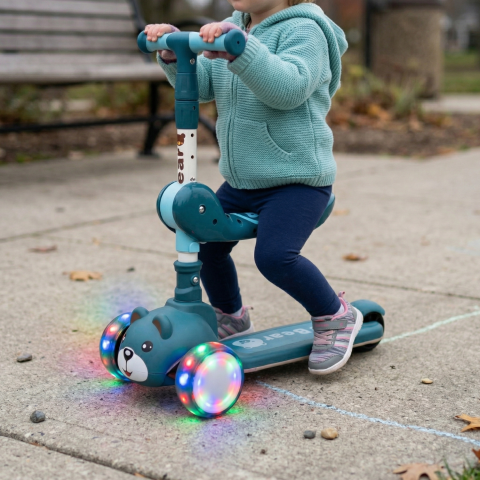 trotineta-copii-3-roti-led-urs-reglabila.jpg [1]