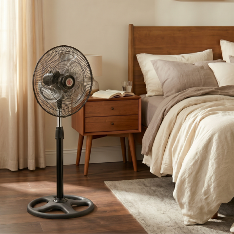 Ventilator de Podea, Putere 55W, 3 Trepte de Viteza, 220V - 240V, 3 Pale din Aluminiu, Diametru 28 cm [1]