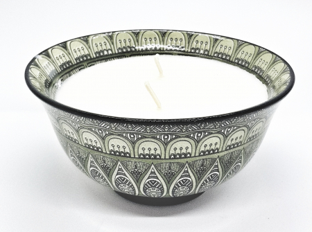 Lumanare in vas ceramic cu aroma de ambra & iasomie