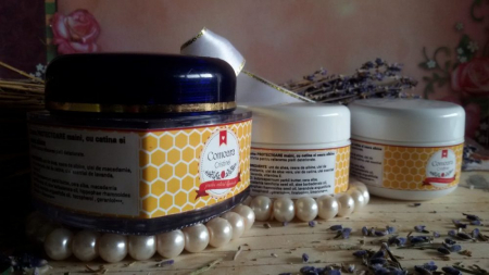 Crema naturala Reparatoare maini cu ceara de albine [2]