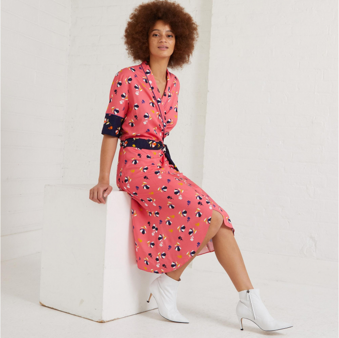 Rochie petrecuta roz cu imprimeu floral si maneci scurte [3]