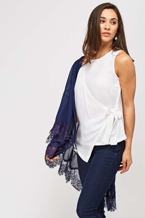 Bluza office petrecuta alba fara maneci [4]