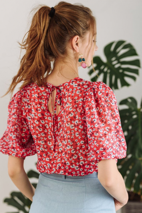 Bluza rosie cu maneci bufante [4]