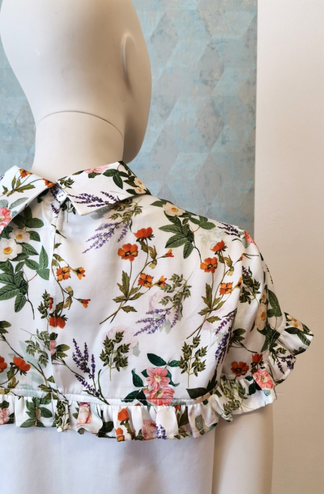 Bluza alba cu maneca scurta si guler tip camasa [3]