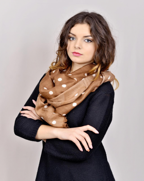 Esarfa maro cu buline [2]