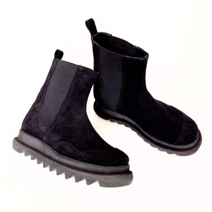 Ghete dama din piele intoarsa cu talpa extralight Black Kei [3]