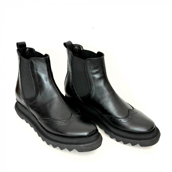 Ghete dama din piele naturala cu talpa extralight Black Linda [5]