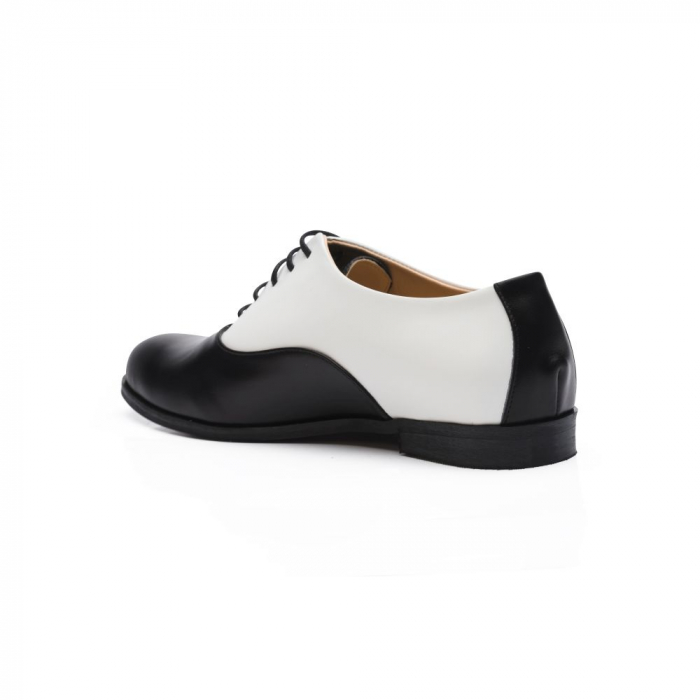 Pantofi tip Oxford din piele naturala alb si negru CA13 [5]