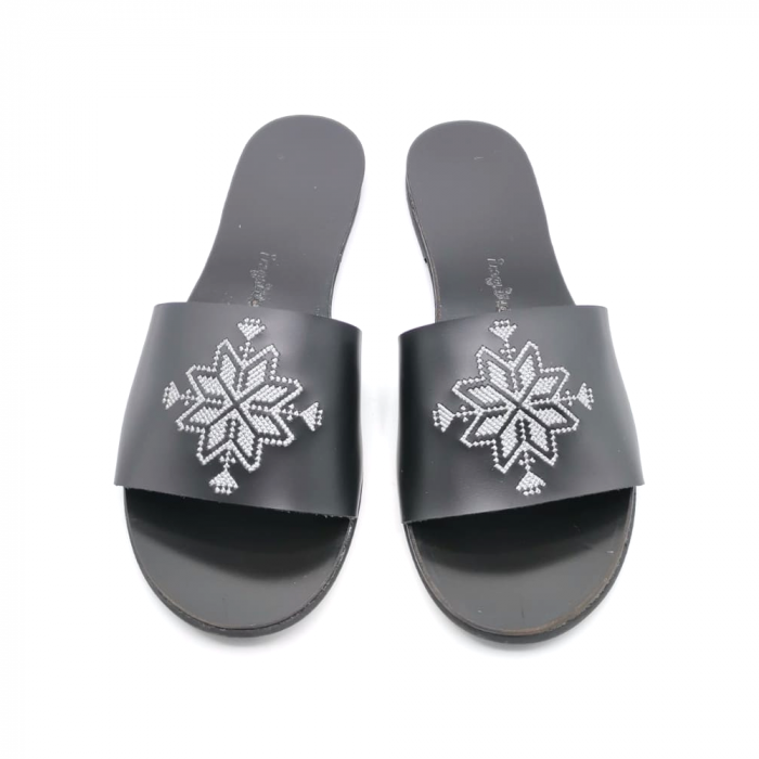 Papuci din piele negri cu broderie traditionala argintie [2]