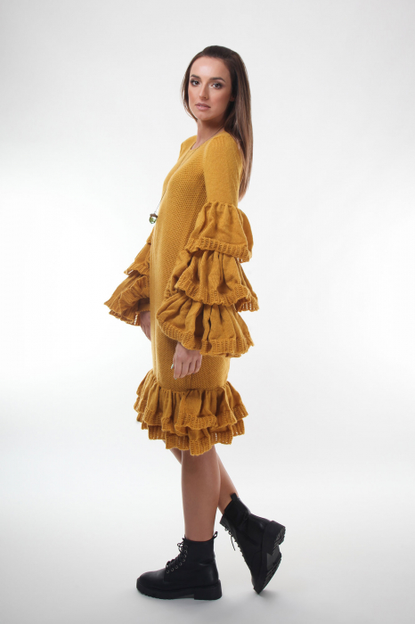Rochie galbena tricotata cu maneci ample [4]