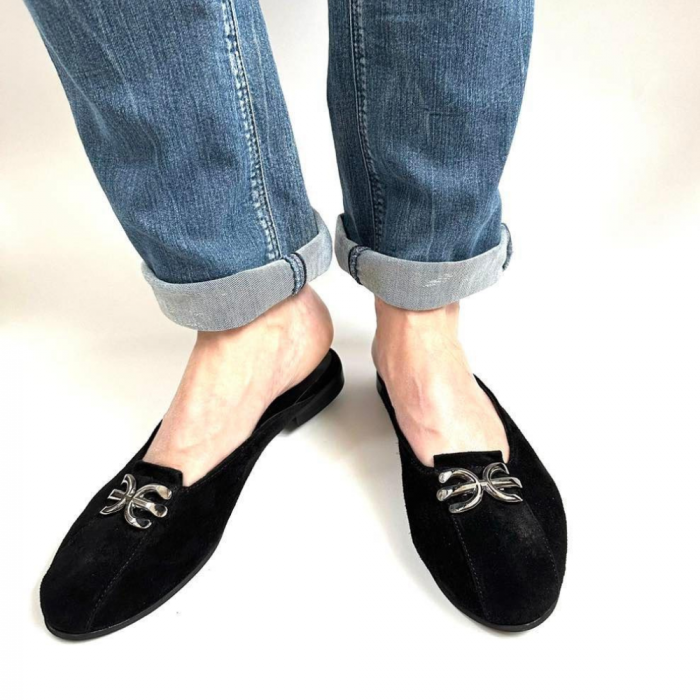 Saboti dama din piele naturala cu accesoriu metalic Fly Black [2]