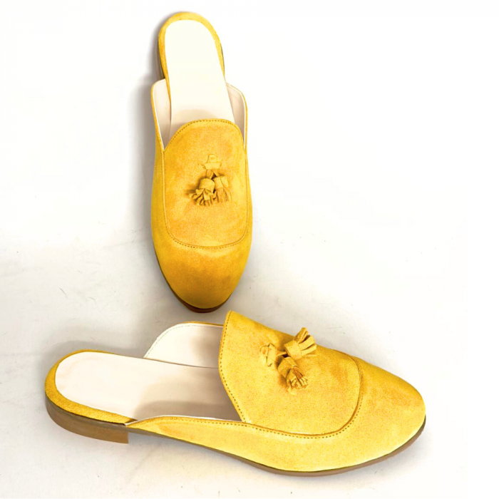 Saboti din piele intoarsa accesorizati cu ciucuri Tea Yellow [5]