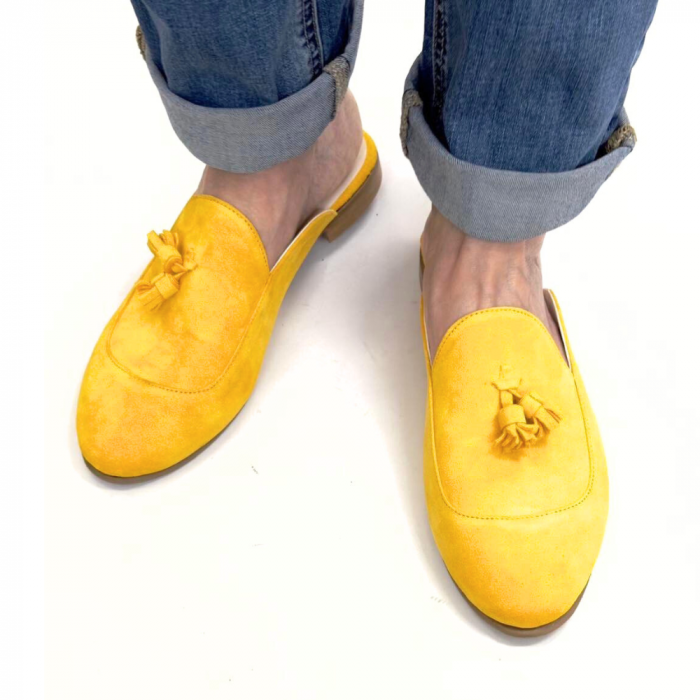 Saboti din piele intoarsa accesorizati cu ciucuri Tea Yellow [3]