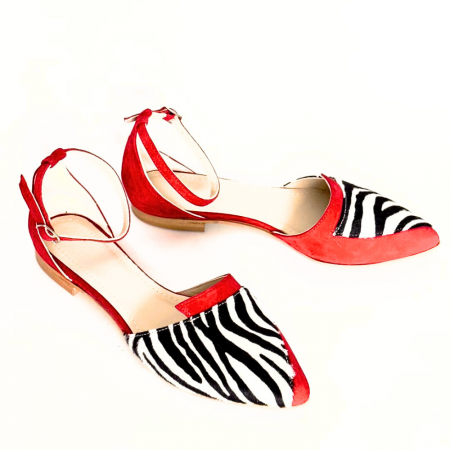 Balerini decupati din piele intoarsa cu insertie animal print Lola Red [4]
