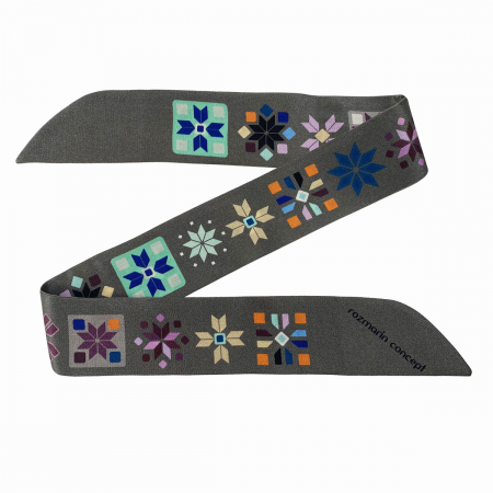 Colectii speciale - Brăţară de mătase naturală model POVESTEA FULGILOR DE NEA