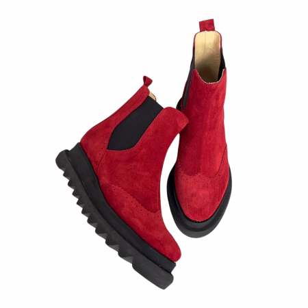 Ghete si Botine - Ghete dama din piele intoarsa cu talpa extralight Linda Red