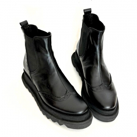 Ghete si Botine - Ghete dama din piele naturala cu talpa extralight Black Linda